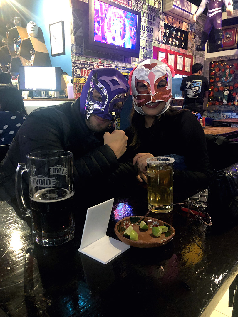 Pareja de novios en El Ring Plaza Lindavista